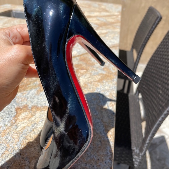 Louboutin patent dark blue heels. Great condition. - Picture 6 of 9